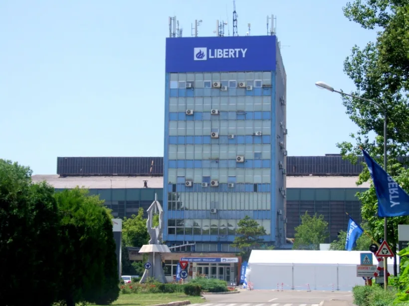Noi demolări controlate pe platforma Liberty Galați