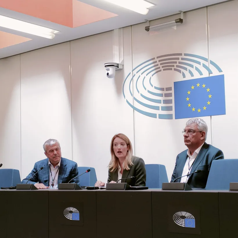 Președinta Parlamentului European, Roberta Metsola, discuție importantă cu europarlamentarii Dan Nica și Mihai Tudose