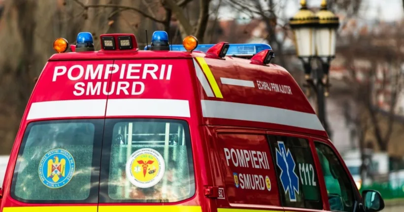 Un bărbat a fost lovit de tramvai într-o zonă aglomerată a orașului Galați