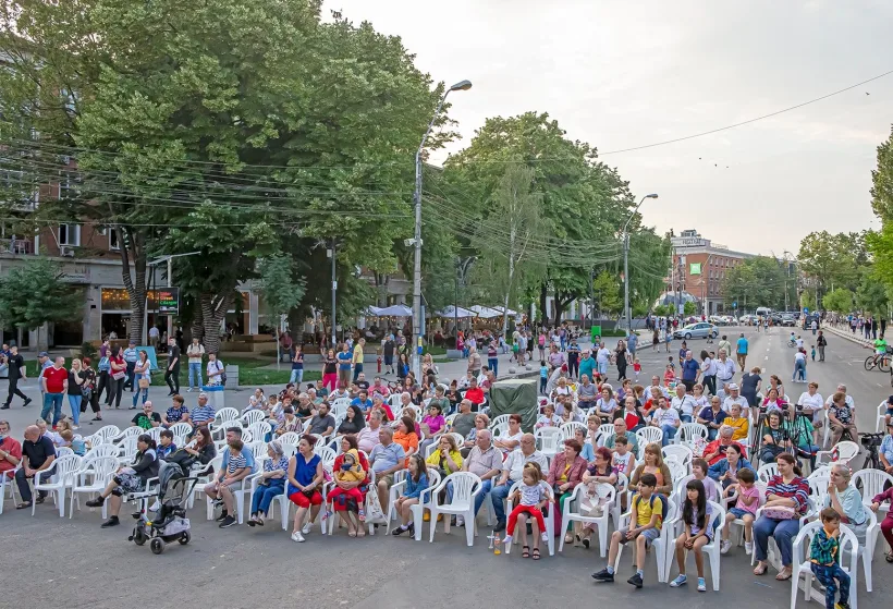 În weekend, la Galați: Spectacole de teatru, muzică, dans și activități pentru copii