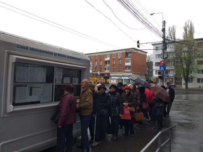 #Coronavirus. Pensionarii gălățeni rămân fără abonamente de călătorie cu transportul public