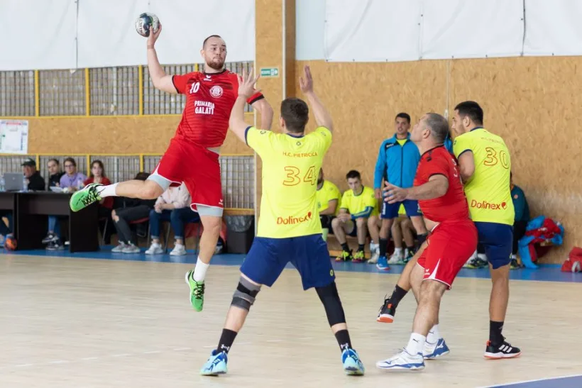 A şasea victorie sezonală pentru handbaliştii de la CSU Galaţi