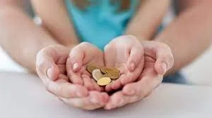 Guvernul a majorat cu 50% indemnizațiile de creștere a copilului pentru mamele care au gemeni, tripleți sau multipleți